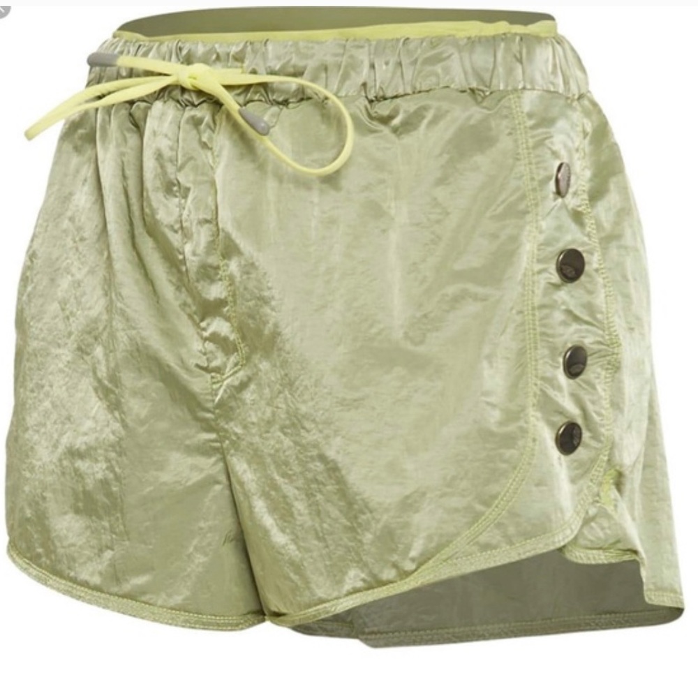 Free People Movement Opal Shorty Shiny Green Yoga Side Button Shorts Size Small